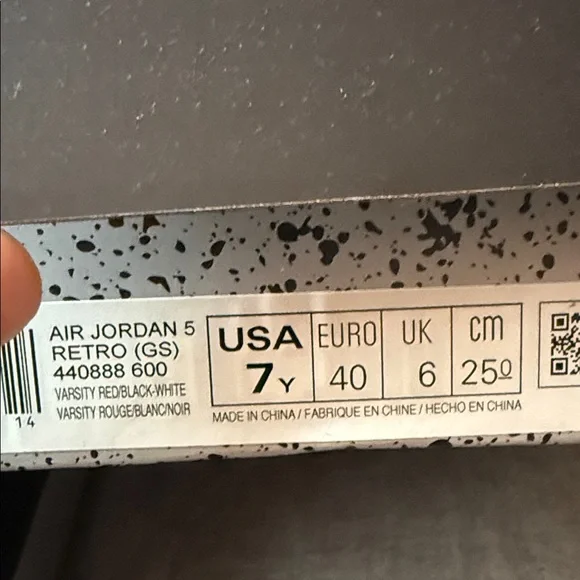 Jordan Kids Sneakers in Bold Red and Black - Picture 8 of 8